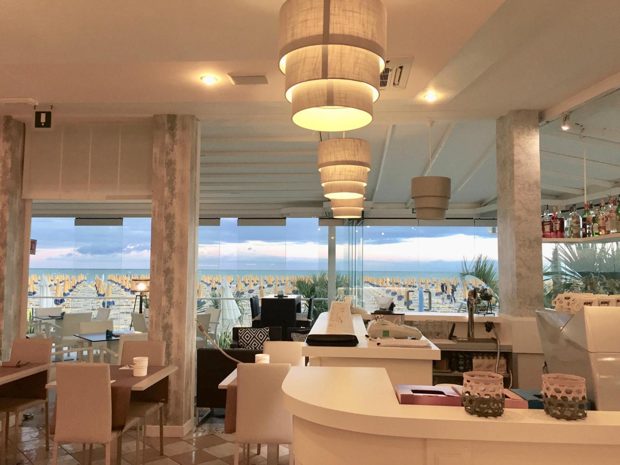 Jesolo Design Apartments - New 2025 - Central Near The Beach Kültér fotó