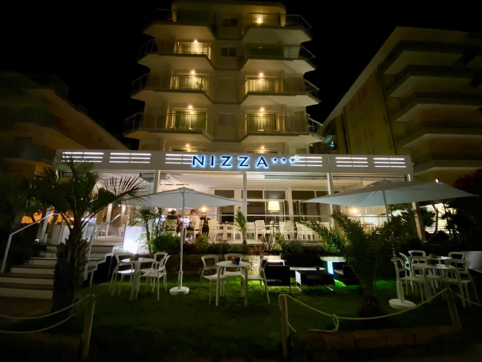 Jesolo Design Apartments - New 2025 - Central Near The Beach Kültér fotó